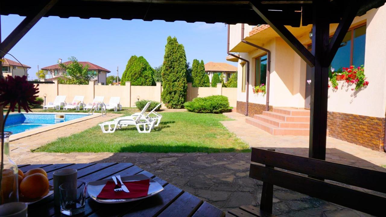 Вила Ваня - Villa Vania Balgarevo Bagian luar foto